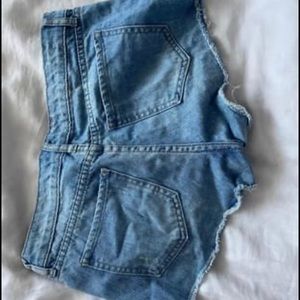 Women’s forever 21 shorts